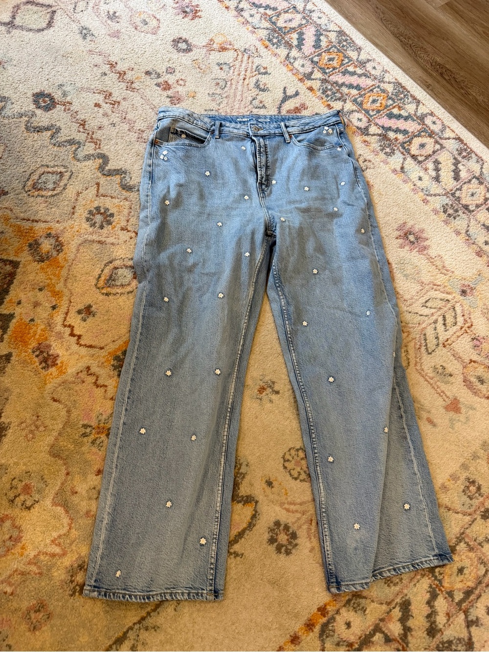 Old Navy Straight-Leg Jeans with Daisy Embroidery